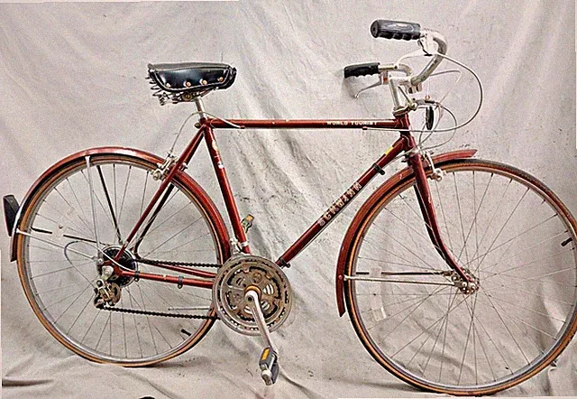 1982 Schwinn World Tourist Cruiser Bike 53cm Small 10 SPD Lugged Steel Ships USA